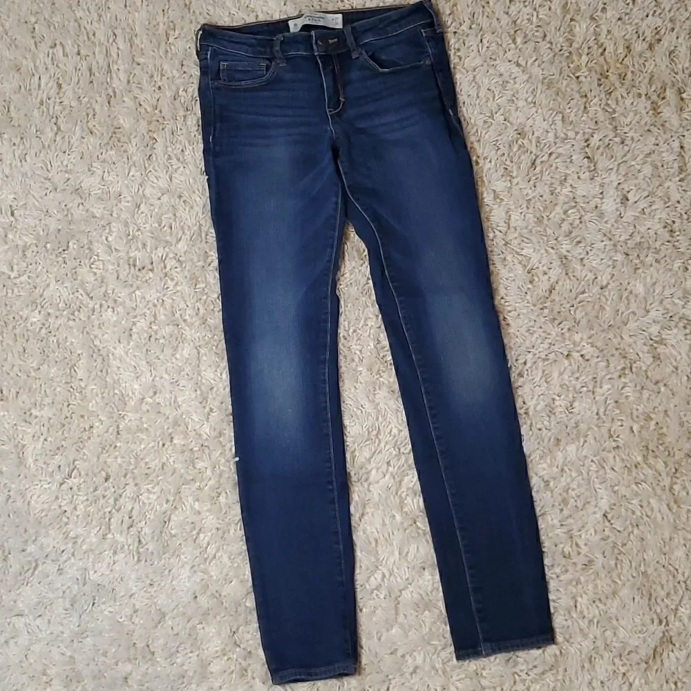 ABERCROMBIE & FITCH Super Skinny Jeans